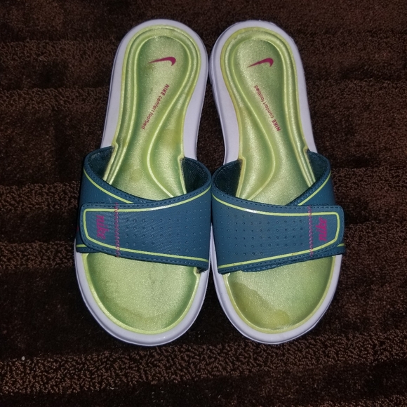 Slides - Picture 2 of 5